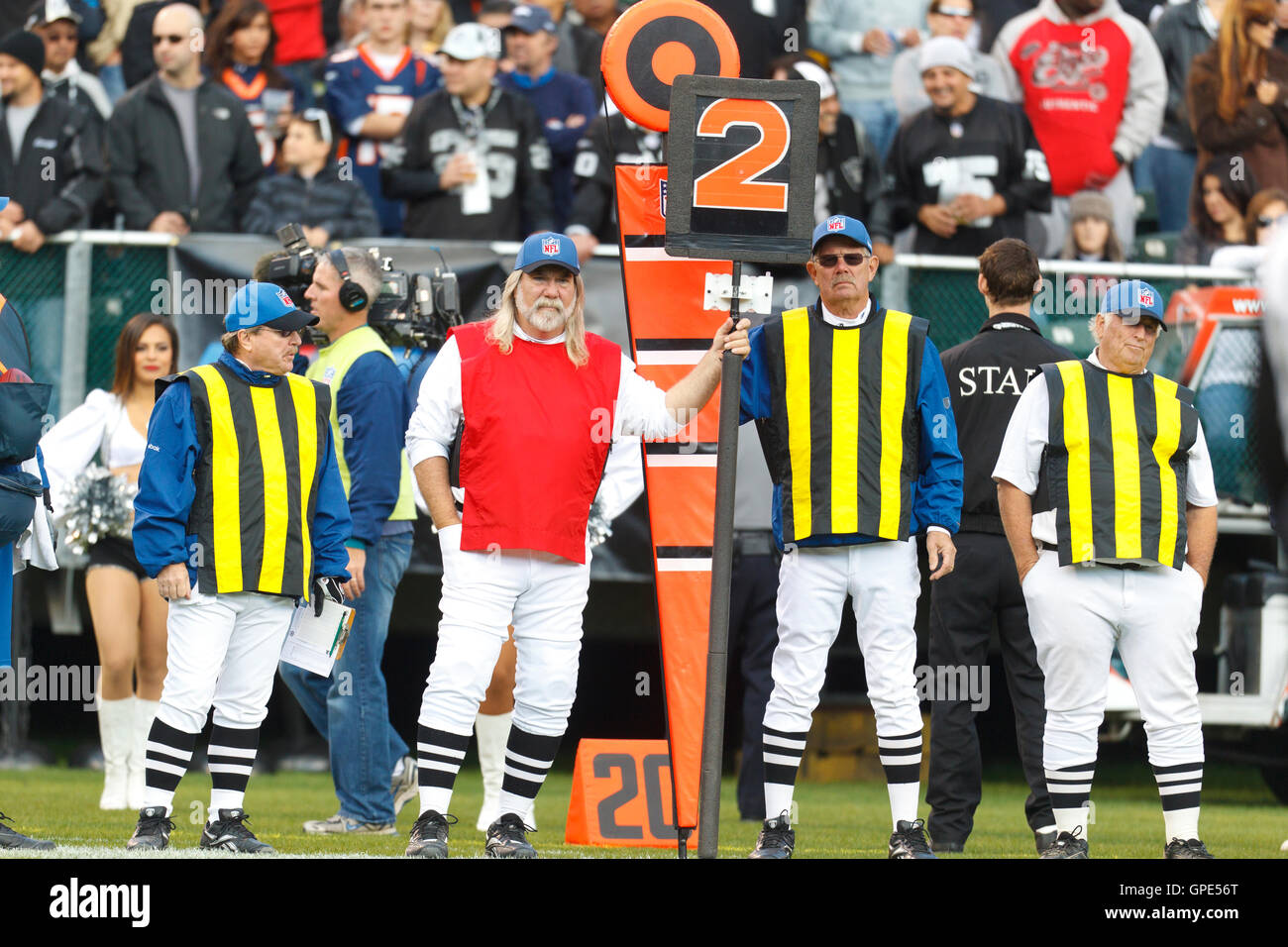 Chain gang hires stock photography and images Alamy