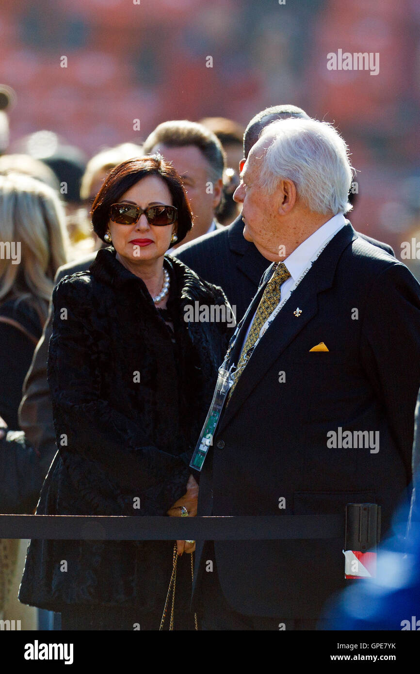 New orleans saints owner tom hi-res stock photography and images - Alamy