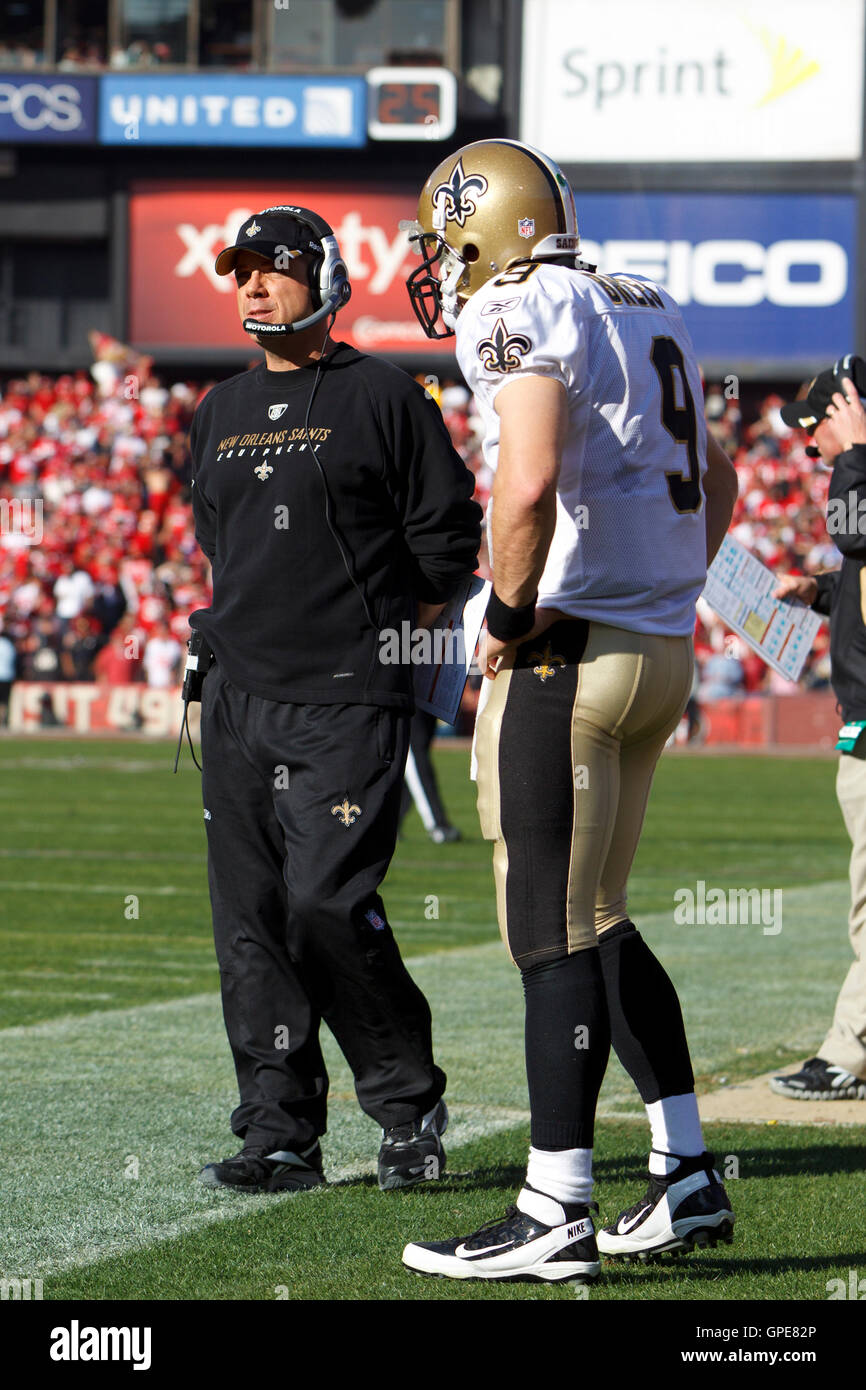 Jan 14, 2012; San Francisco, CA, USA; New Orleans Saints head coach Sean Payton (left) on the sidelines with quarterback Drew Brees (9) during the second quarter of the 2011 NFC divisional