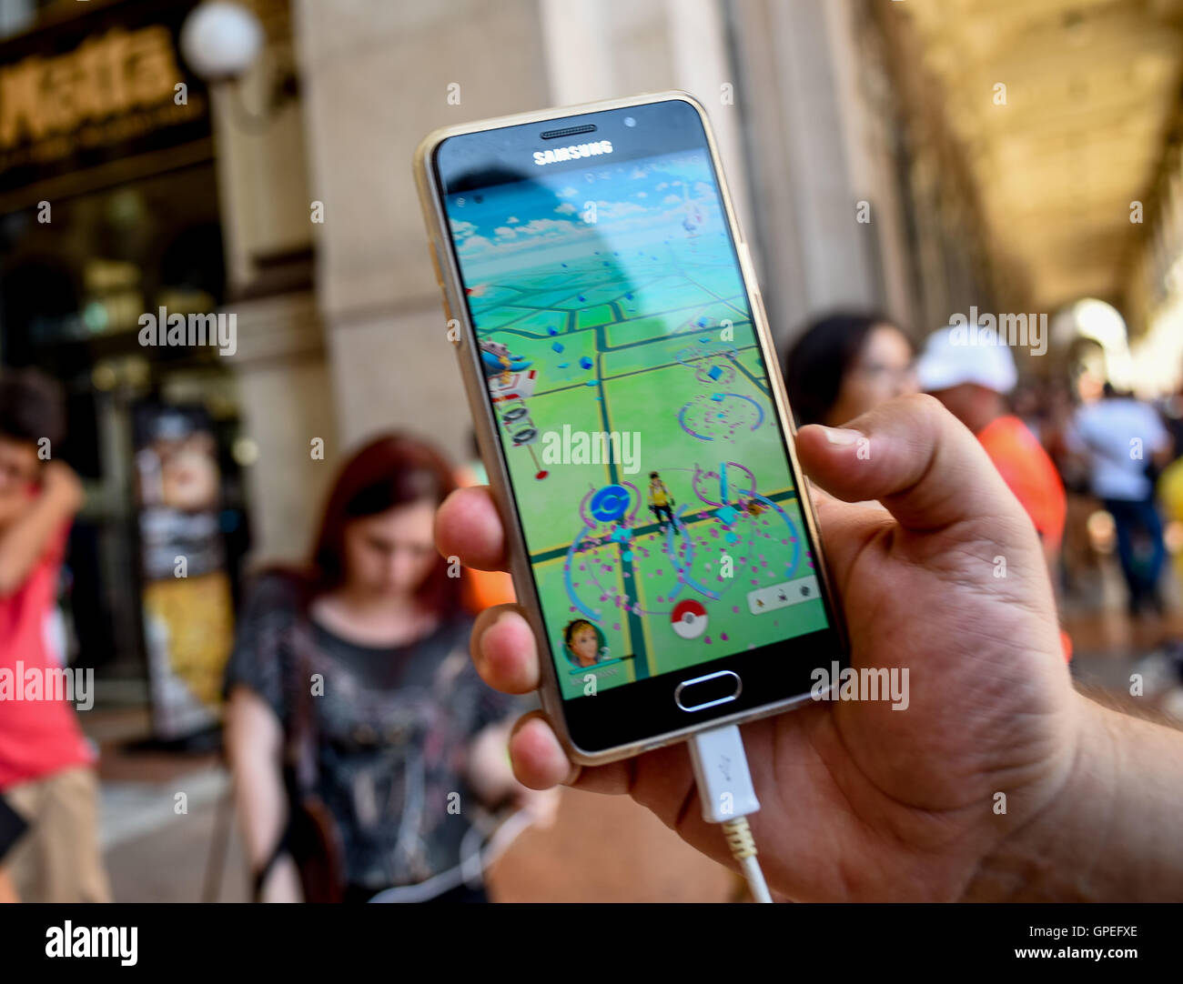Pokemon hunting hi-res stock photography and images - Alamy