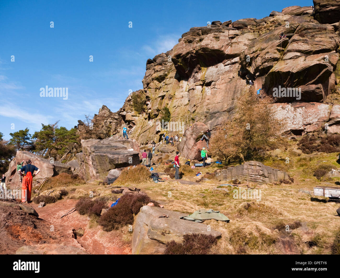 Rock climbers at the Roaches, a gritstone escarpment in the Peak District National Park in Staffordshire Stock Photo