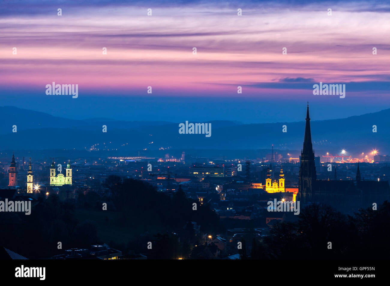 Linz panorama at sunrise. Linz, Upper Austria, Austria Stock Photo - Alamy