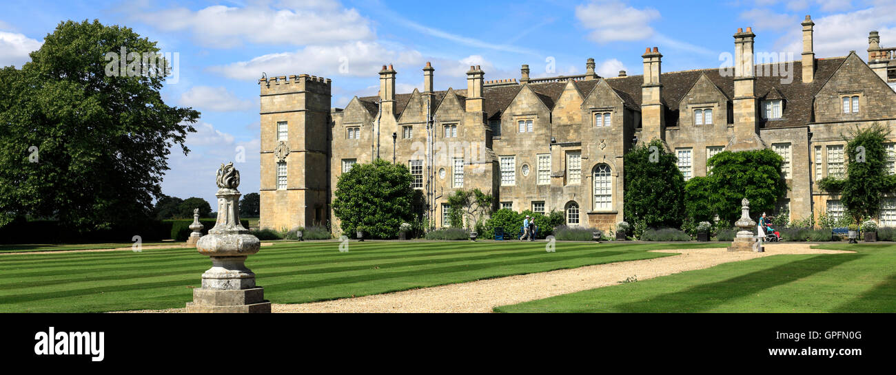 Summer, Grimsthorpe Castle and Gardens, Lincolnshire, England, UK Stock Photo