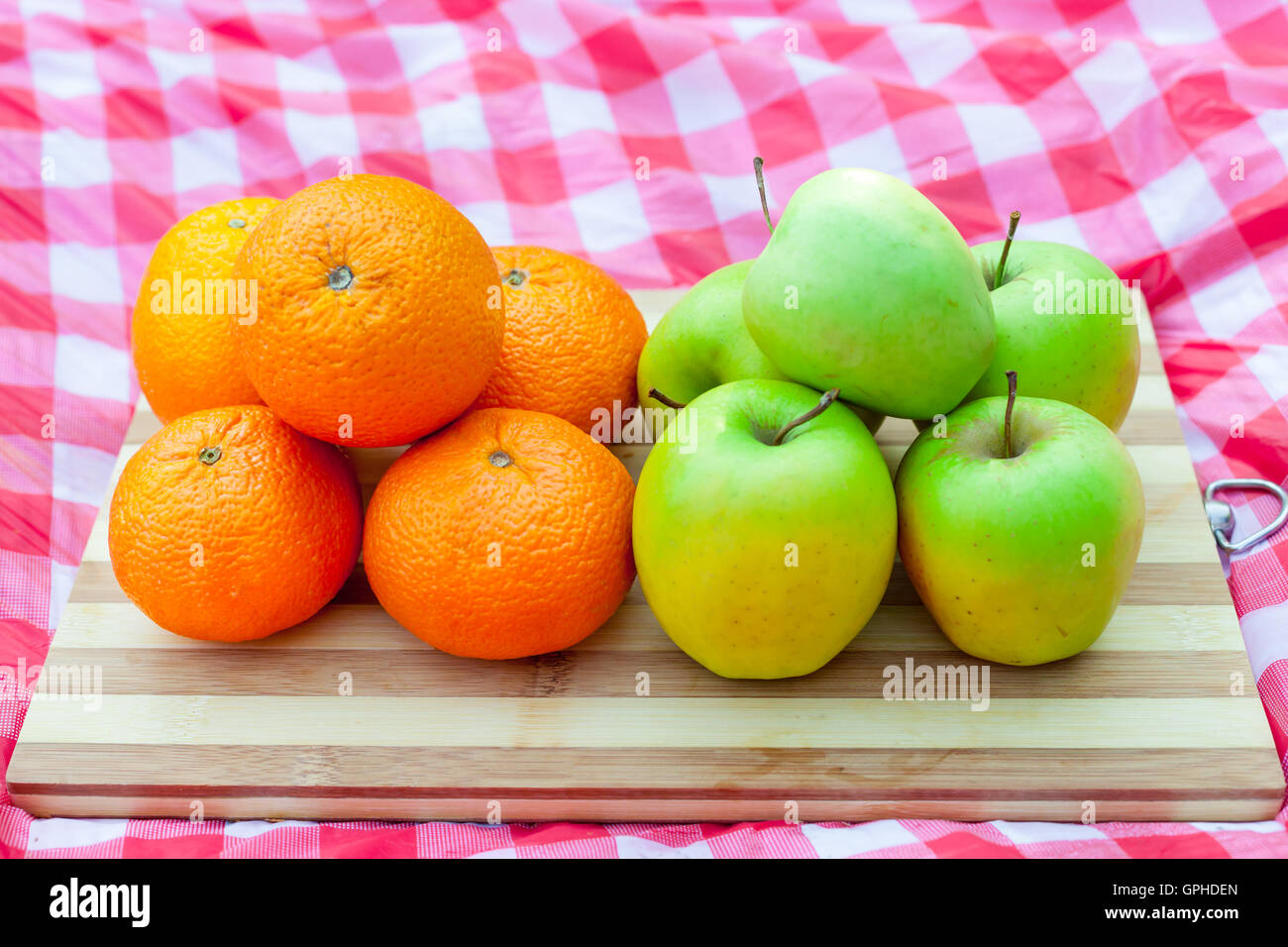 Apples and oranges Stock Photo Alamy