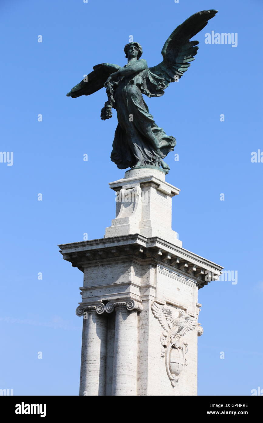 Angel statue of Vittorio Emanuele II Bridge in Rome Stock Photo Alamy