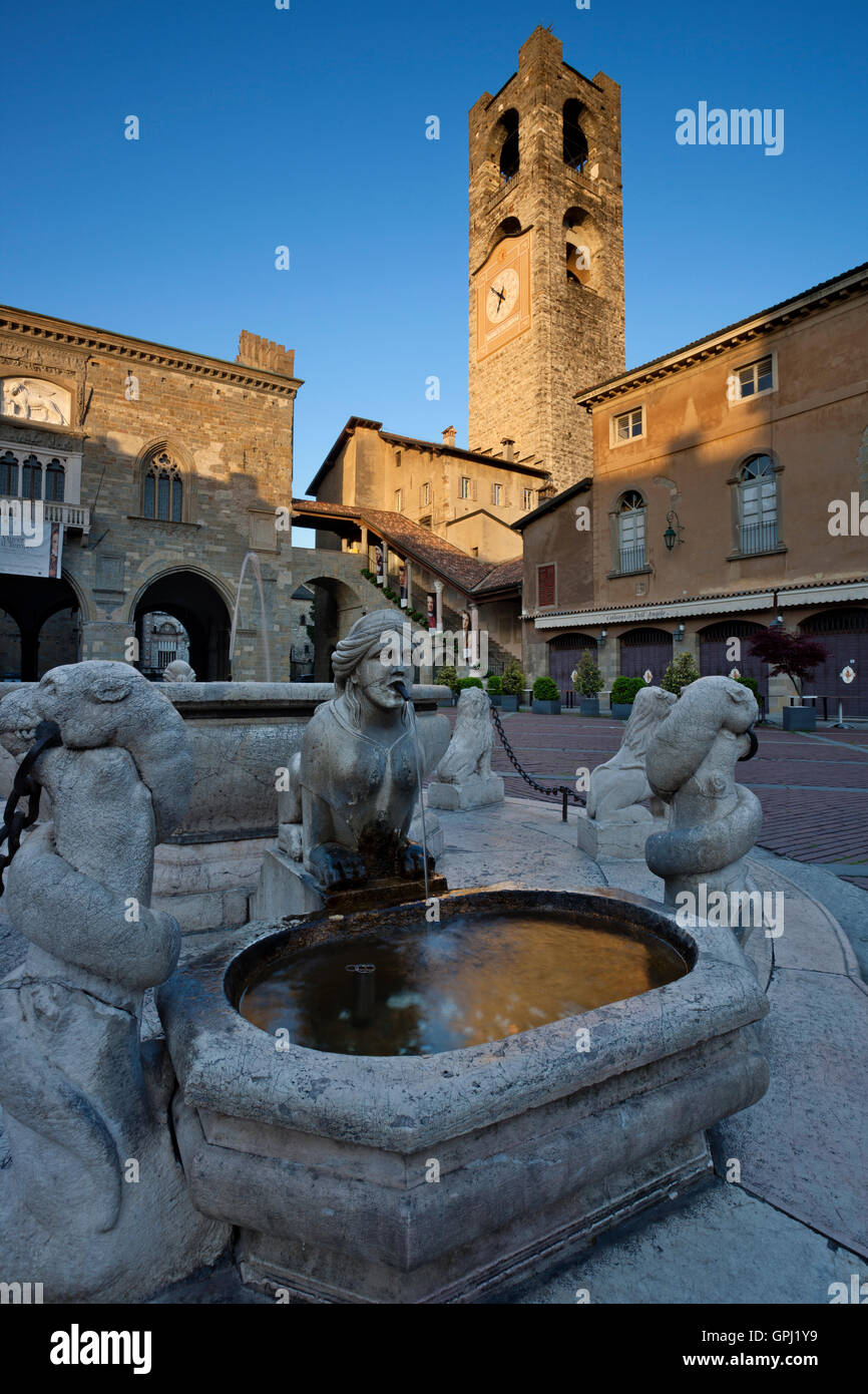 Contarini Fountain at Piazza Vecchia in the morning in Bergamo, Italy Stock Photo