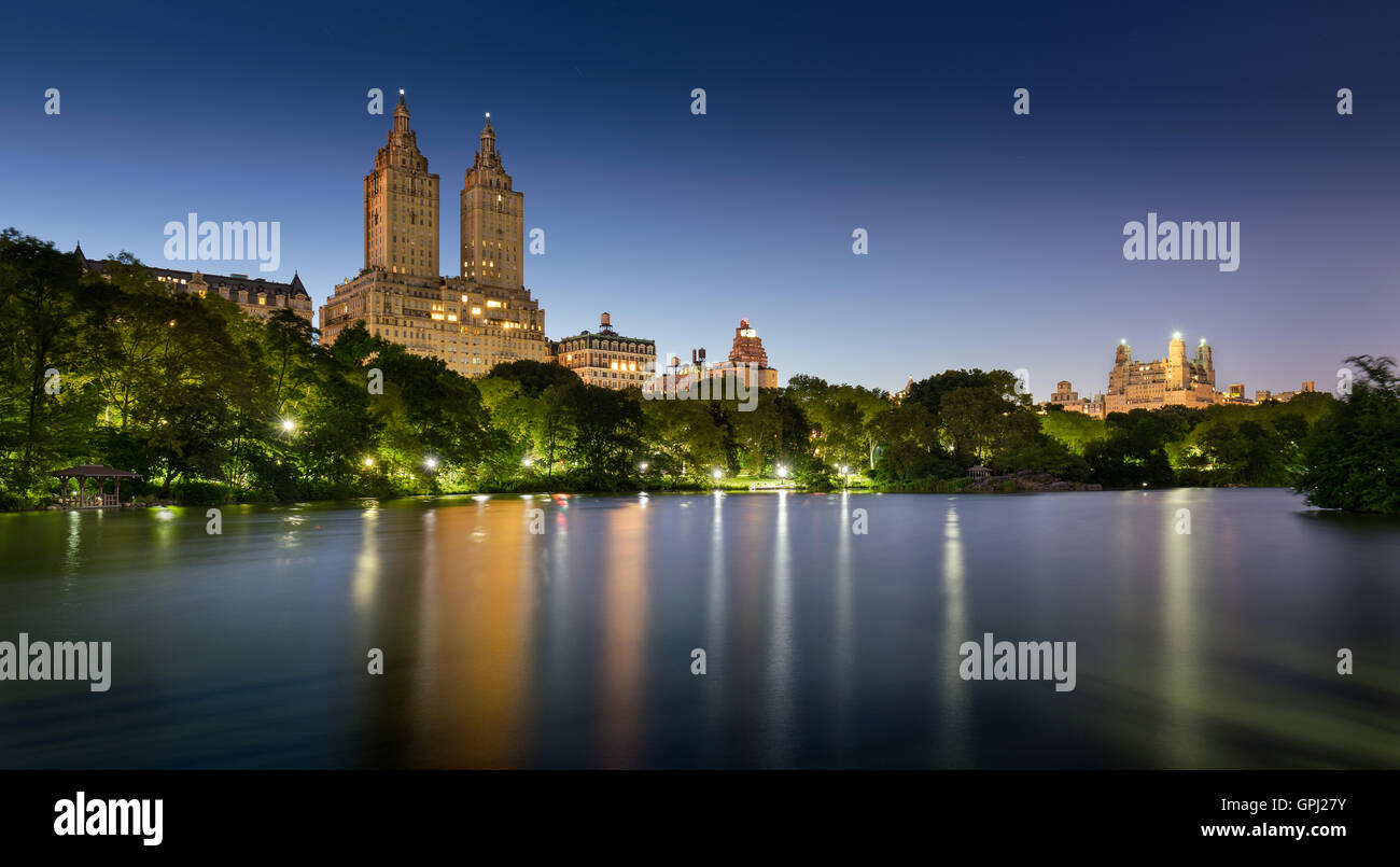 Central Park Lake at Twilight. Upper West Side, Manhattan, New York City Stock Photo