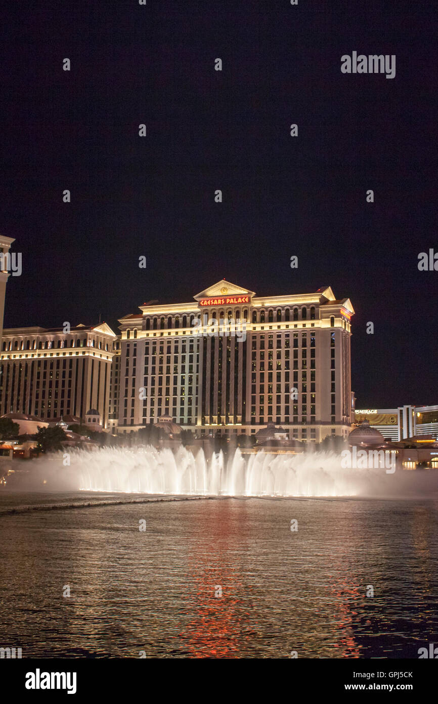 The pool of the Caesar's Palace in Las Vegas, NV, USA, July 2006. Photo by  Pierre Barlier/ABACAPRESS.COM Stock Photo - Alamy