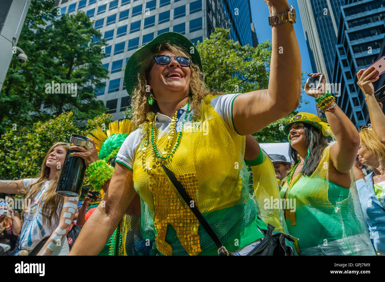 New York, United States. 04th Sep, 2016. Brazilian Day in NYC is one of the largest ethnic celebrations in The Big Apple, and a unique opportunity to embrace the Brazilian culture. This sensational celebration is one of the largest public events in New York City's official summer calendar. Credit:  Erik McGregor/Pacific Press/Alamy Live News Stock Photo