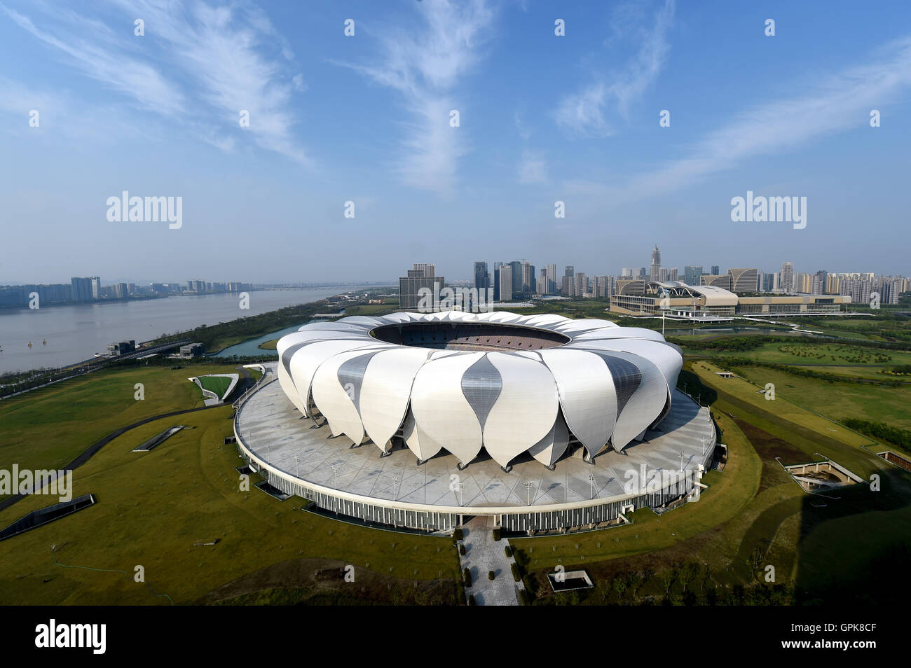 hangzhou-2nd-sep-2016-photo-taken-on-sept-2-2016-shows-the-stadium-GPK8CF.jpg