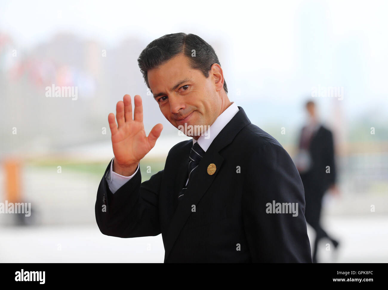 (160904) -- HANGZHOU, Sept. 4, 2016 (Xinhua) -- Mexican President Enrique Pena Nieto arrives at Hangzhou International Expo Center to attend the G20 summit in Hangzhou, capital of east China's Zhejiang Province, Sept. 4, 2016. The 11th G20 summit opened here on Sunday. (Xinhua/Xing Guangli)(mcg) Stock Photo