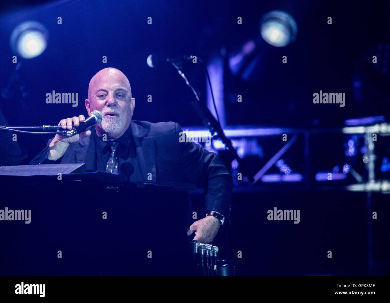 Billy Joel performing during his only concert in Germany in front of ...