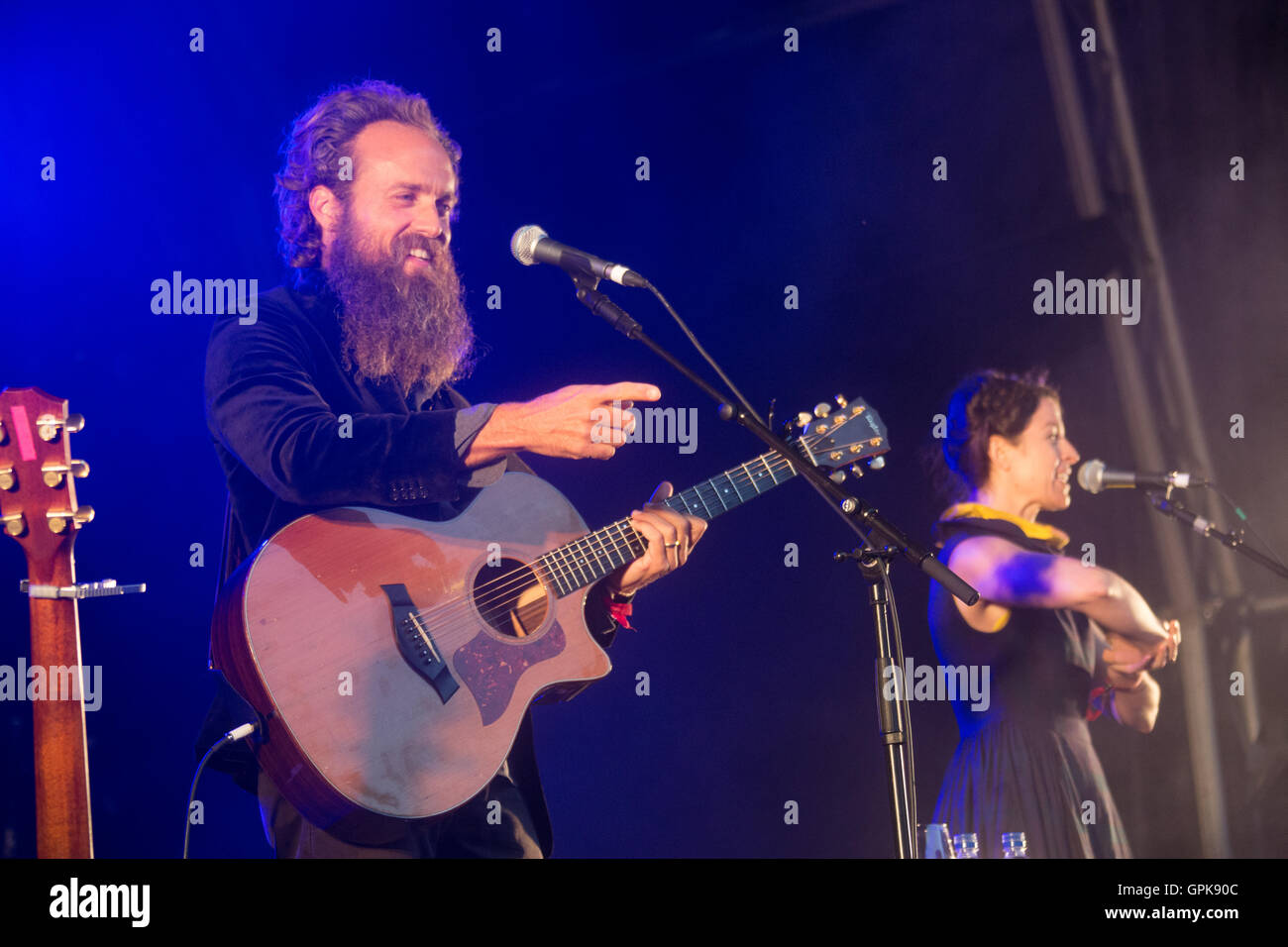 Larmer Tree Gardens, Dorset, UK. 3rd September, 2016. Sam Beam and Jesca Hoop performing on the Garden Stage on day 3 of the 2016 End of the Road Festival in Larmer Tree Gardens in Dorset. Picture date: Saturday September 3, 2016. Photo credit: Roger Garfield/Alamy Live News Stock Photo