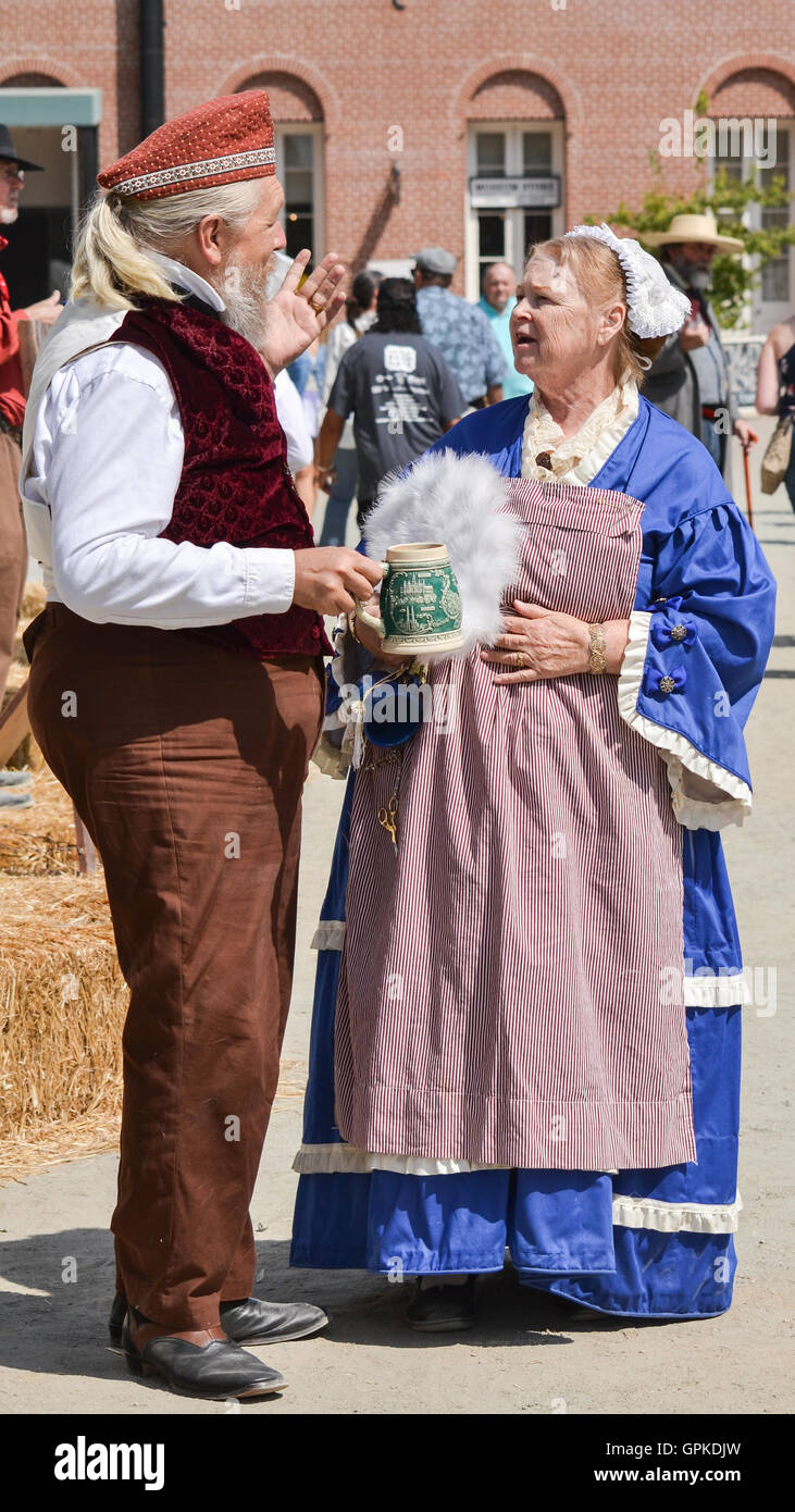 Sacramento, California, USA. 4 September 2016. Performers conversing at Gold Rush Days in Old Sacramento. The festival runs through labor day every year and features displays, performers and activities related to the Gold Rush in California Credit:  AlessandraRC/Alamy Live News Stock Photo