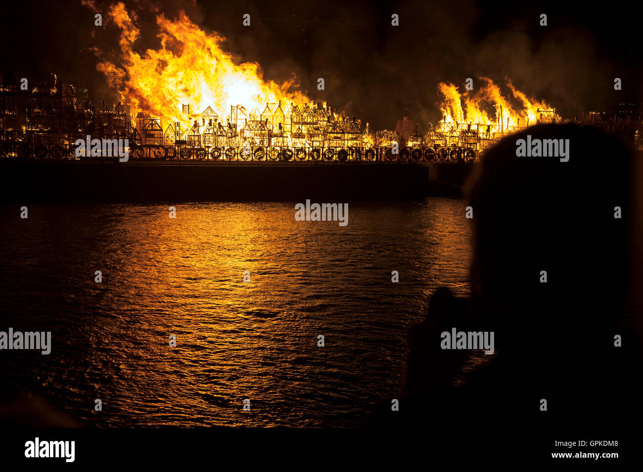 London, UK. 5th September 2016 - a 120 metre replica of London is being burnt on the 350th anniversary of the Great Fire of London in 1666 Credit:  Nathaniel Noir/Alamy Live News Stock Photo