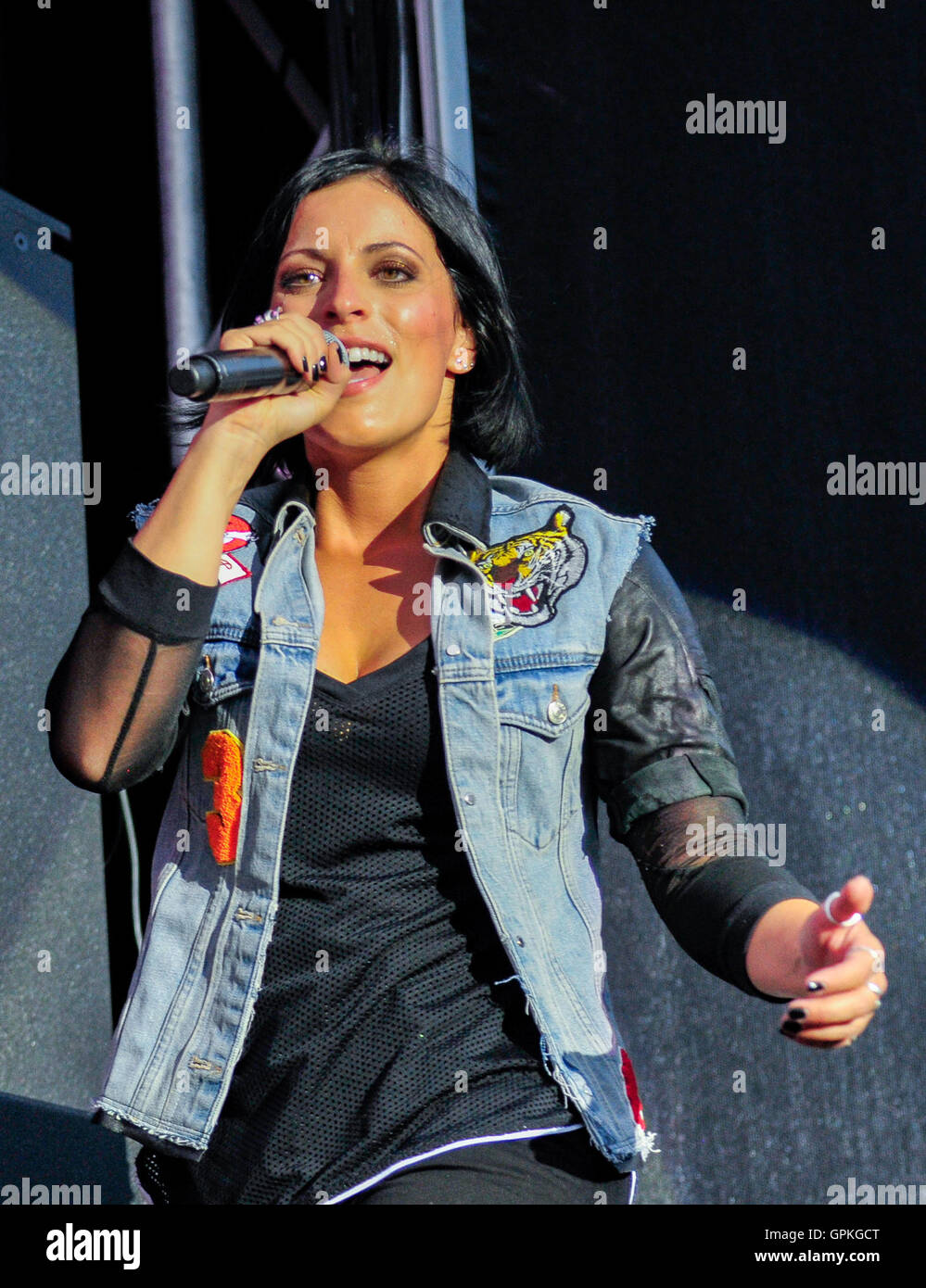 Saarbruecken, Germany. 02nd Sep, 2016. Silbermond singer Stefanie Kloss ...