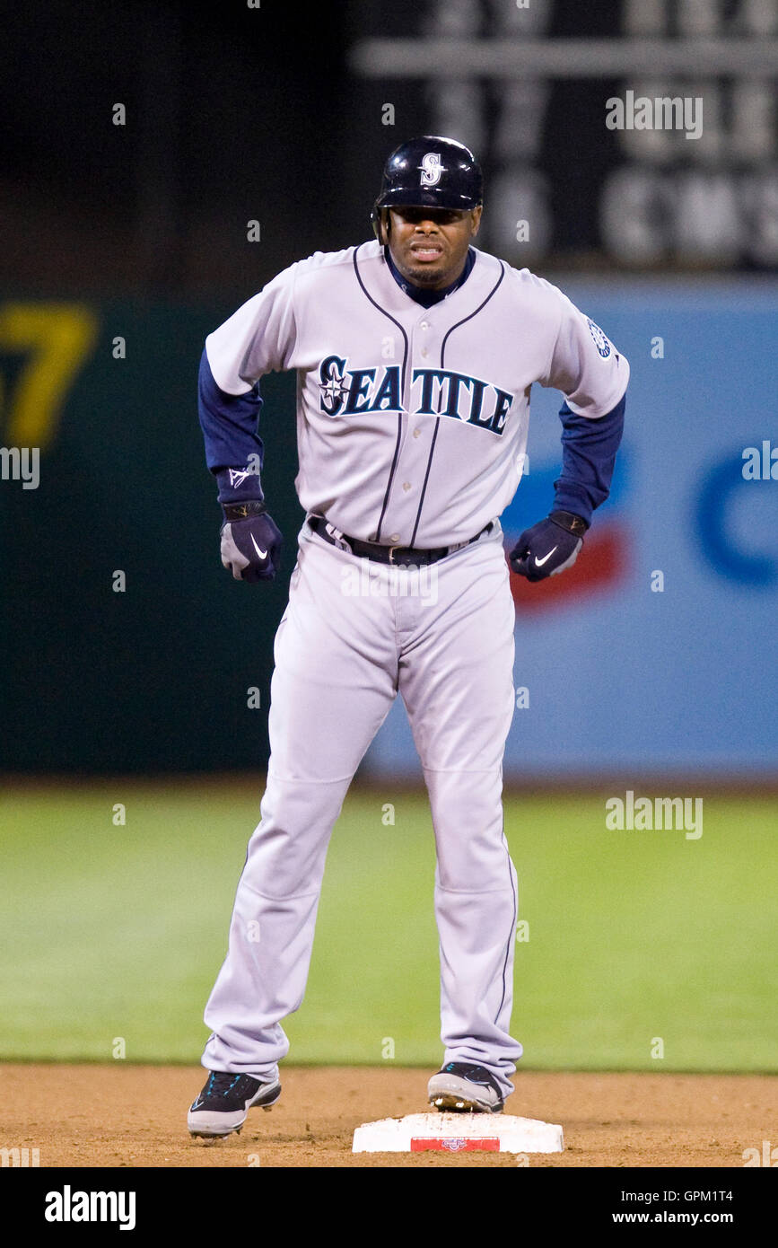 1,994 Ken Griffey Reds Stock Photos, High-Res Pictures, and Images