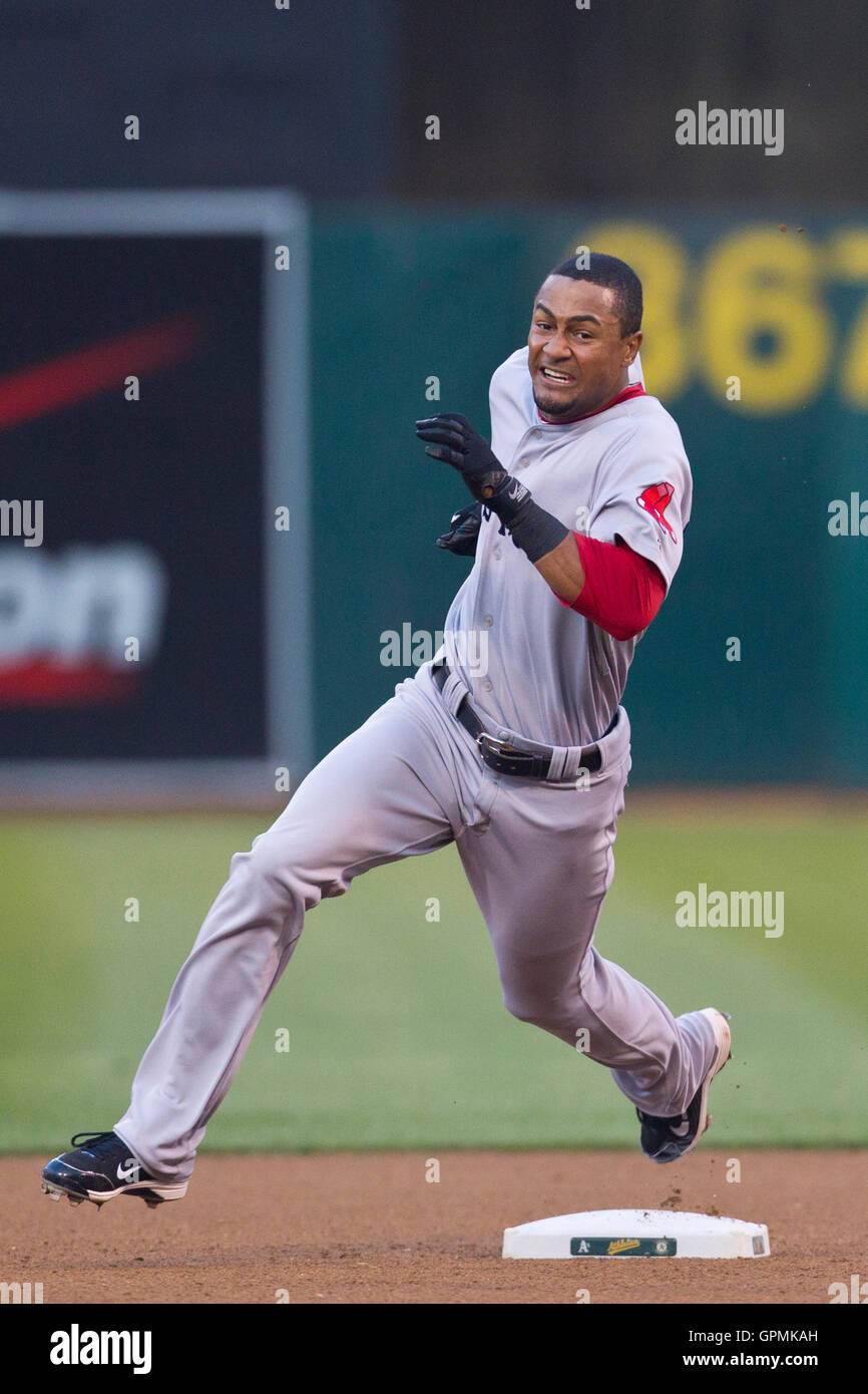 May 4, 2010; Oakland, CA, USA; Oakland Athletics left fielder Eric Patterson  (1) at bat against the Texas Rangers during the seventh inning at  Oakland-Alameda County Coliseum. Oakland defeated Texas 7-6 Stock Photo -  Alamy