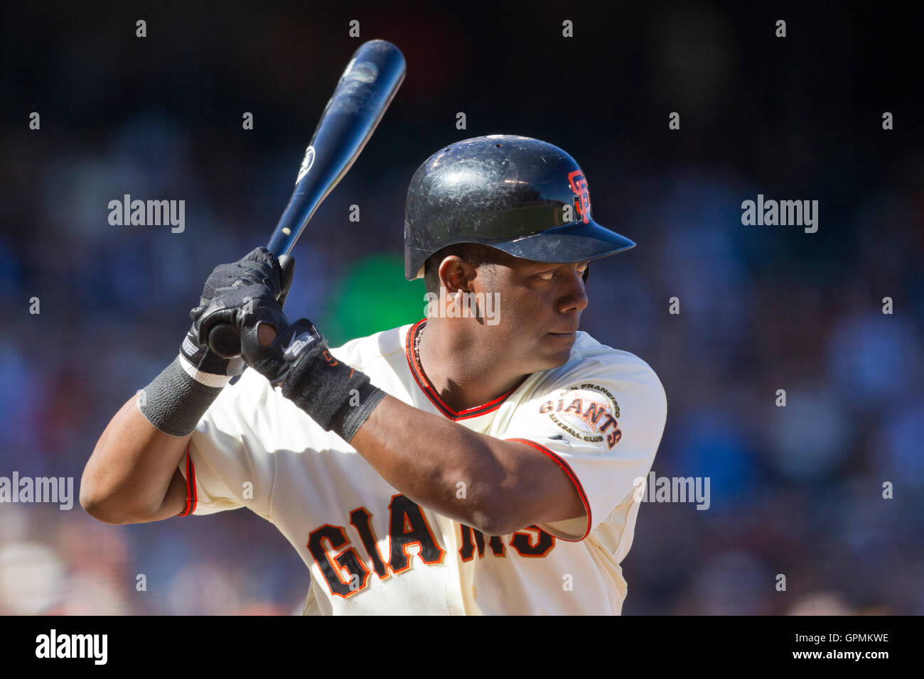 July 28, 2010; San Francisco, CA, USA; San Francisco Giants shortstop Edgar  Renteria (16) at bat