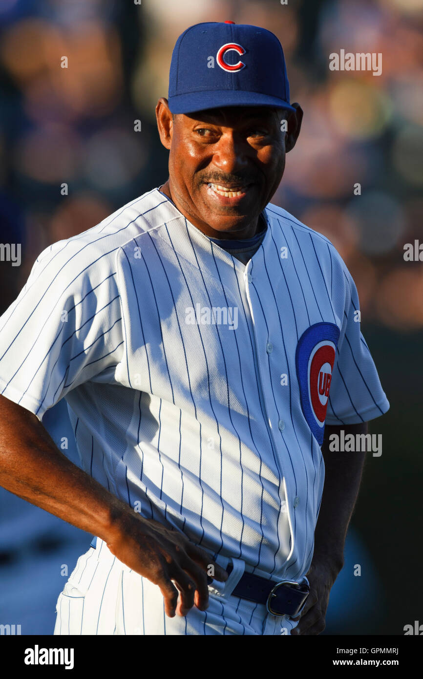 Chicago cubs first base coach hi-res stock photography and images - Alamy