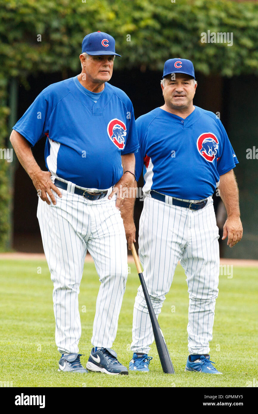 Chicago Cubs Manager Lou Piniella And Alfonso Soriano Sports Illustrated  Cover by Sports Illustrated