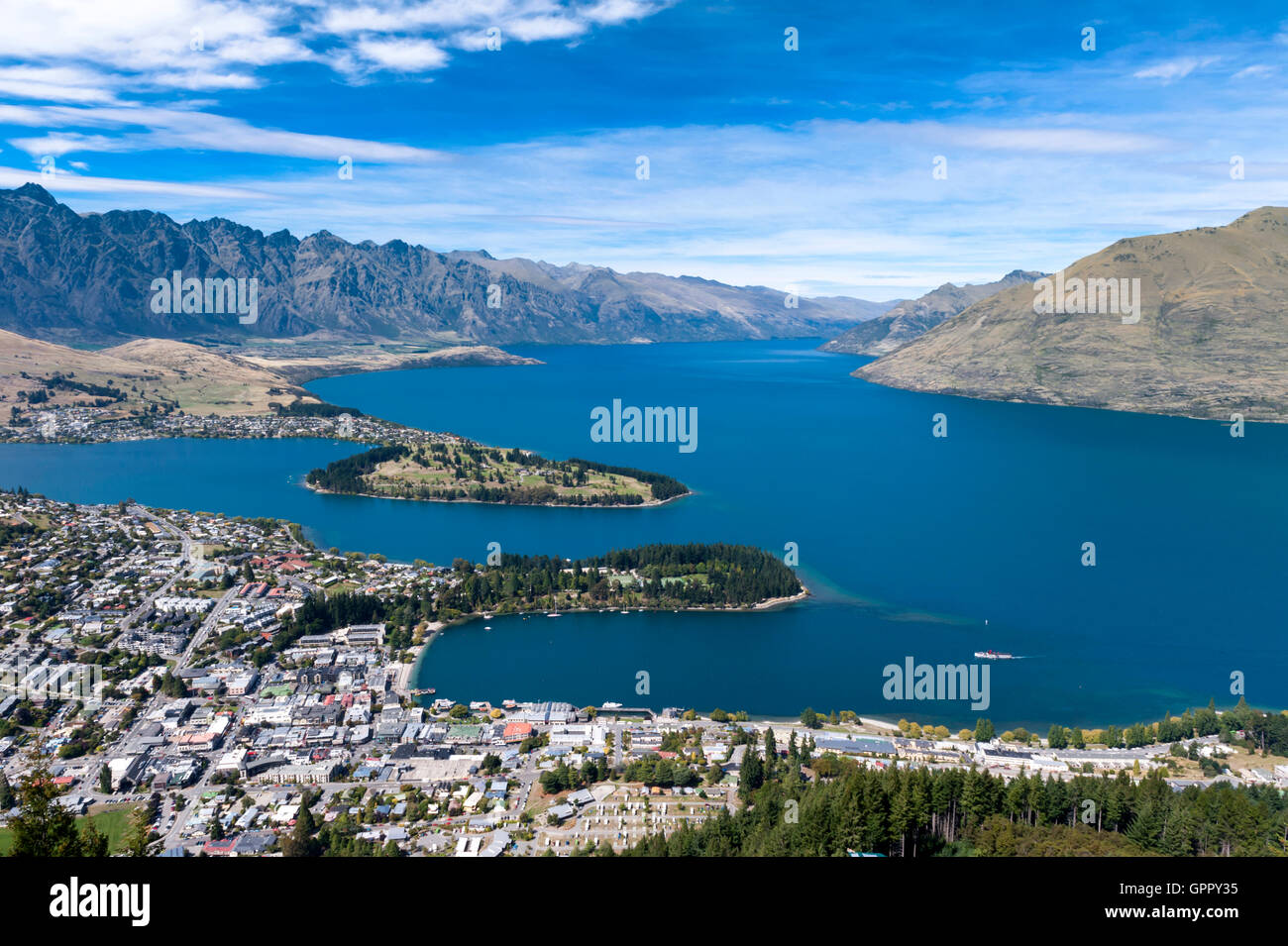 Arial view of Lake Wakatipu and Queenstown, south island of New Zealand ...