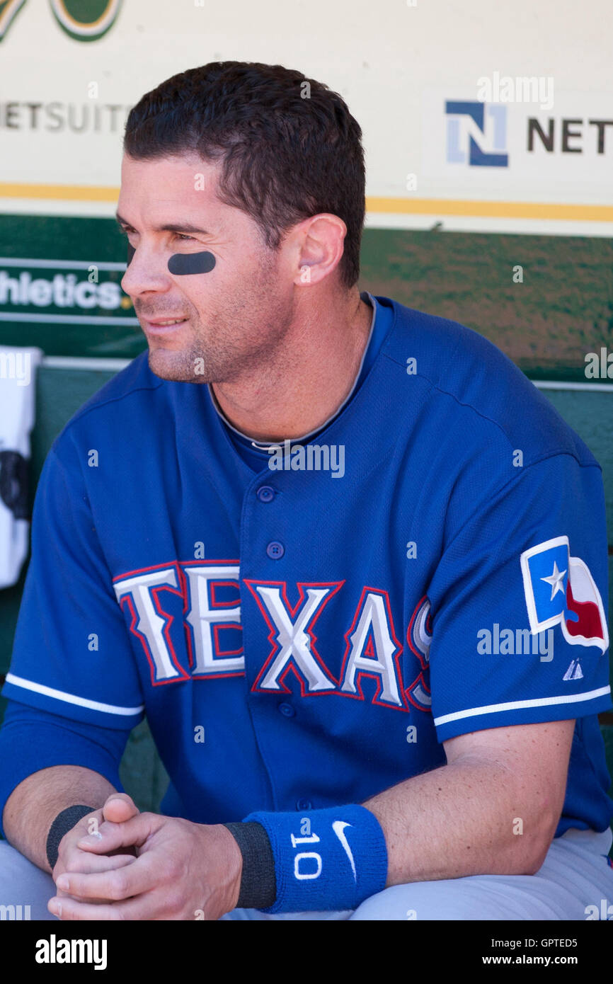 texas rangers michael young jersey