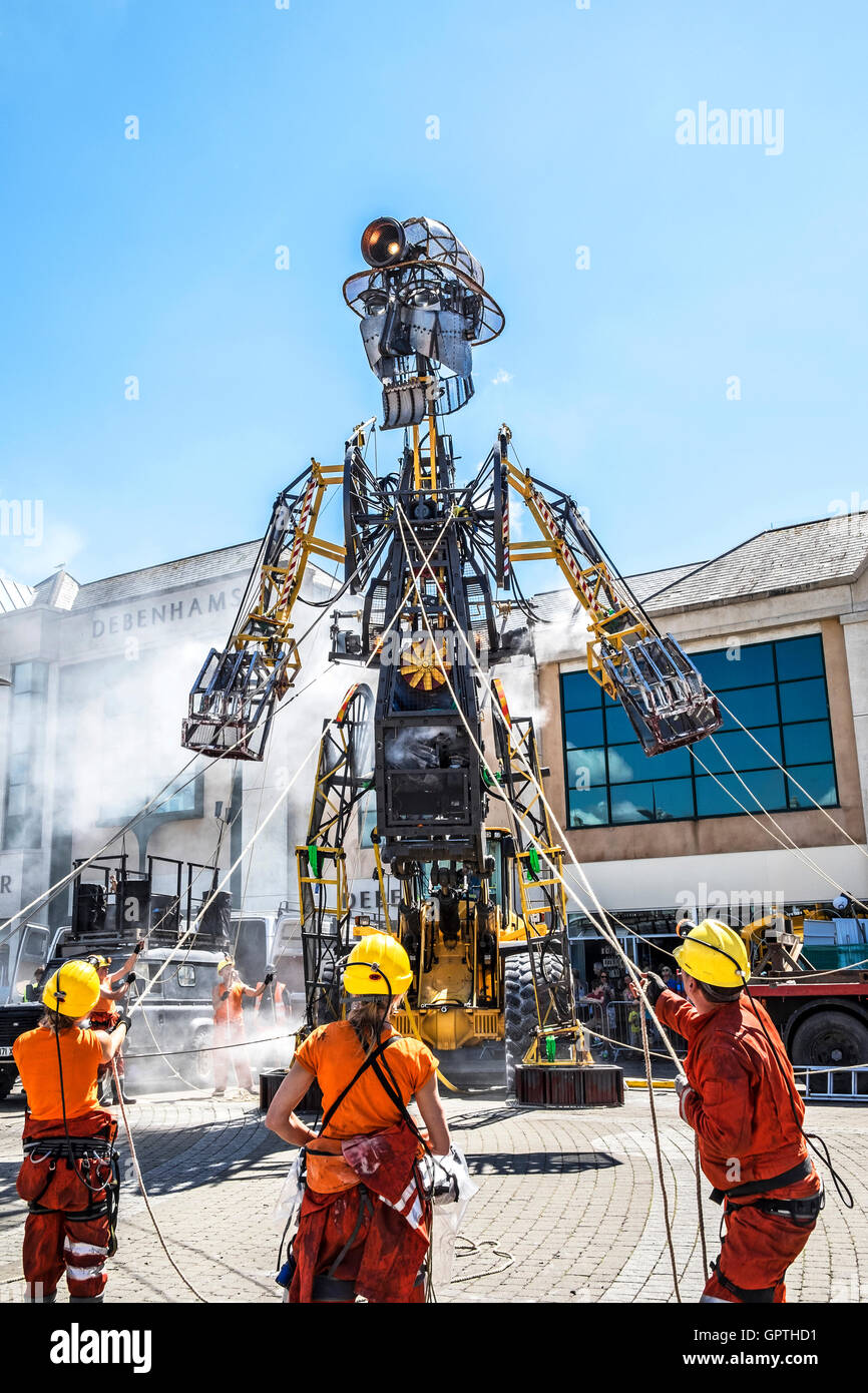 The ' Man Engine ' a 10 metre high mechanical puppet in Turo, Cornwall, UK. Stock Photo