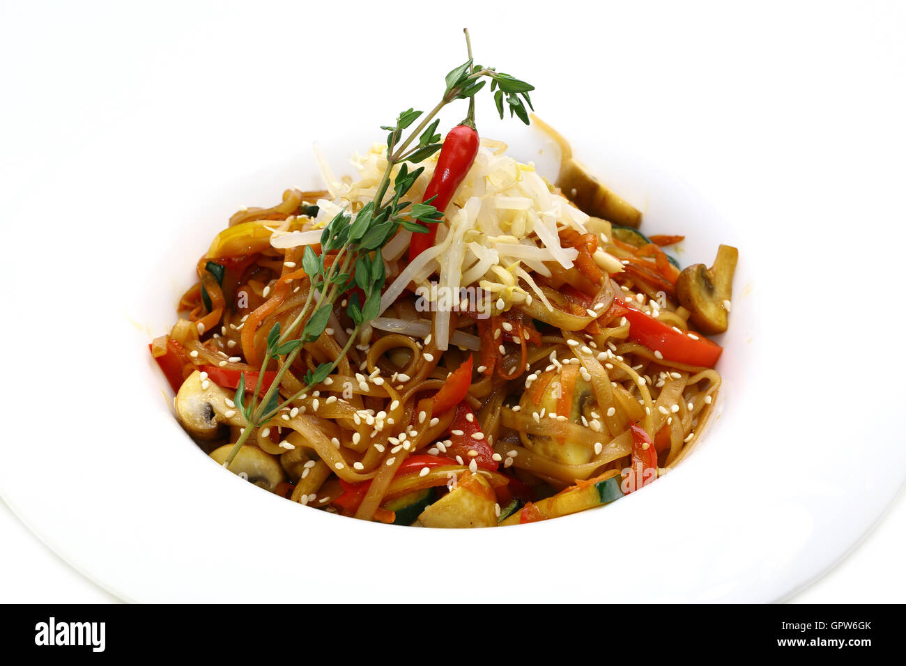 Spaghetti With Rice Model Rice spaghetti with vegetables Stock Photo - Alamy