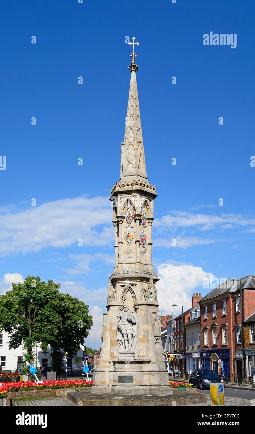 View of the Banbury Cross in the town centre, Banbury, Oxfordshire, England, UK, Western Europe. Stock Photo