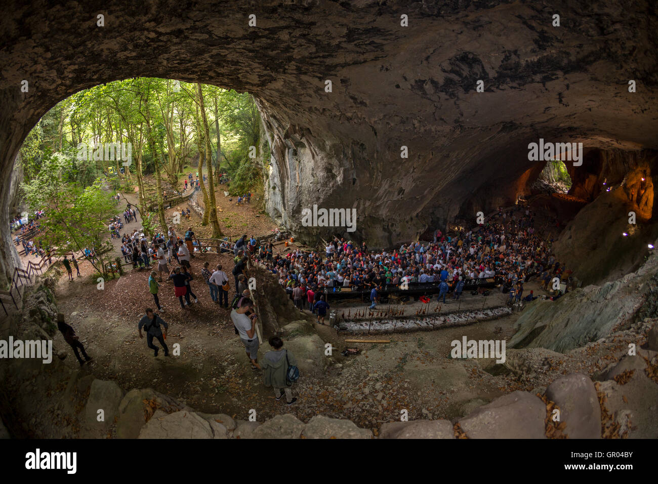 'Zikiro Jate' traditional party in the cave of the witches, at  Zugarramurdi (Sorginen Leizea - Navarre - Spain). Stock Photo