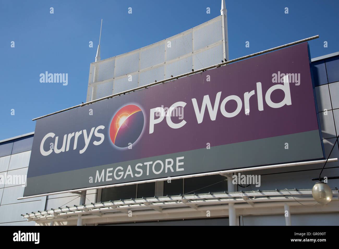 Currys PC World Megastore Stock Photo Alamy