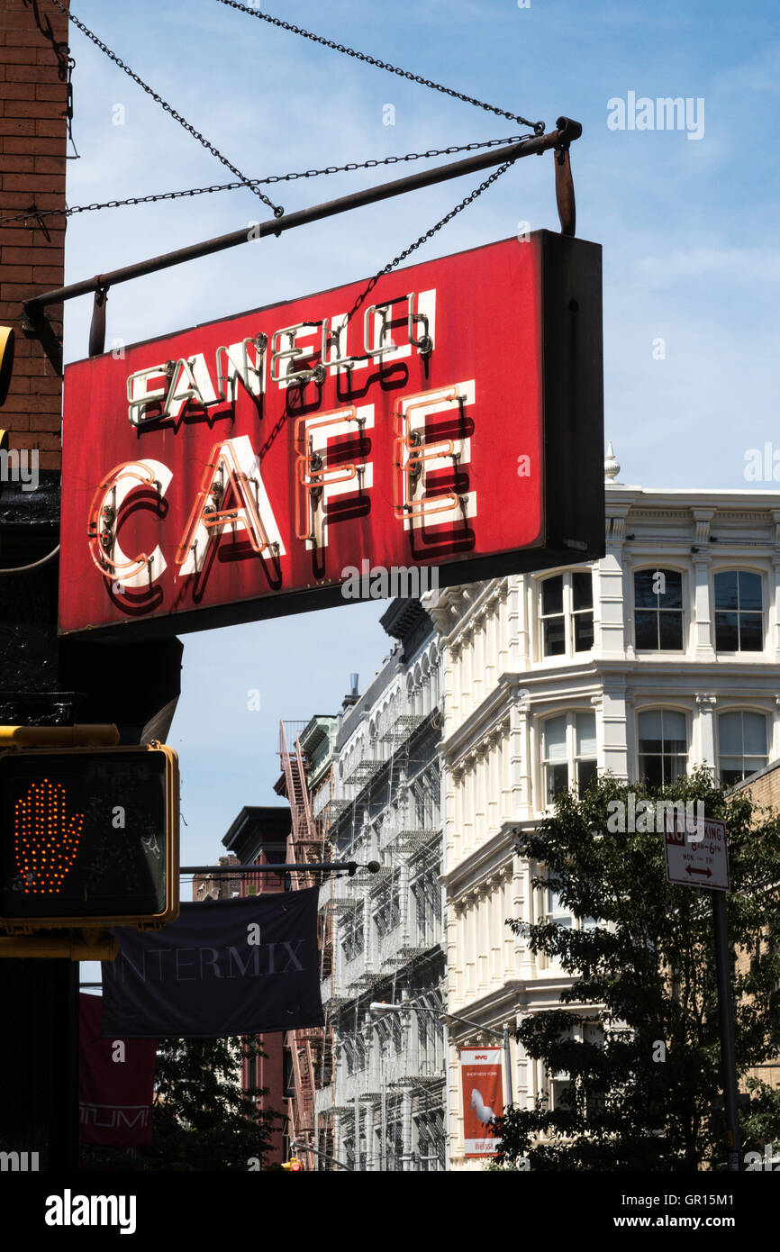 Fanelli soho hi-res stock photography and images - Alamy