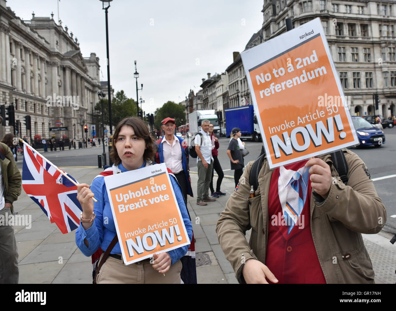 Parliament Square, London, UK. 5th September 2016. Protests for and against Brexit outside Parliament while MPs debate. Stock Photo