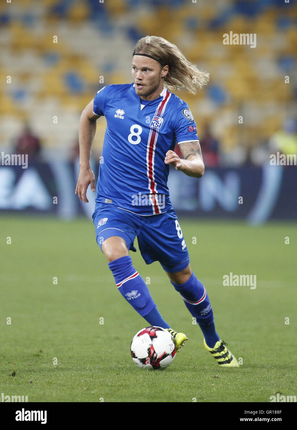 Birkir Bjarnason of Iceland in action during the 2018 World Cup qualifying match, UEFA Group I between Ukraine and Iceland at the Olympic Stadium in Kiev, September 5, 2016. 5th Sep, 2016. © Anatolii Stepanov/ZUMA Wire/Alamy Live News Stock Photo