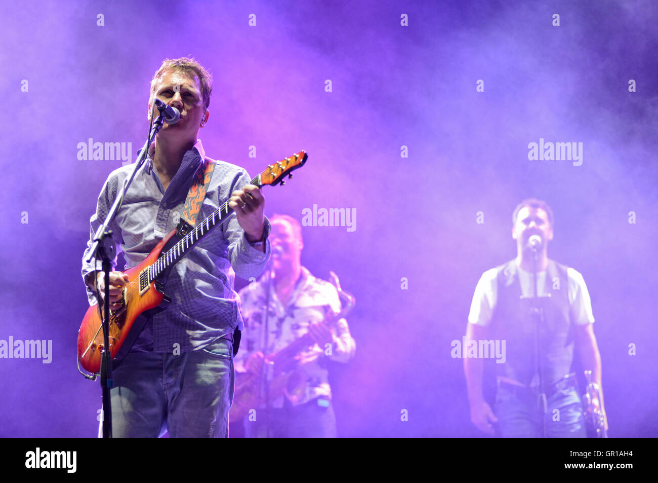 British band Level 42 had their first concert ever in Buenos Aires. Photo:  guitar player Nathan King Stock Photo - Alamy