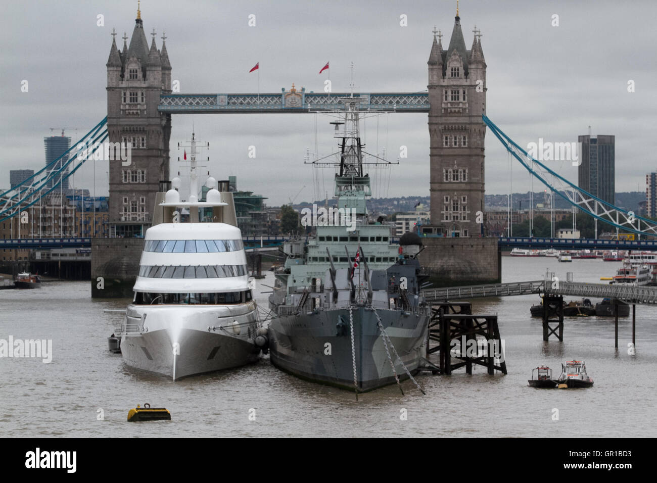 London UK. 6th September 2016. A 300 million dollar superyacht by  Russian billionaire Andrey Melnichenko sailed up the River Thames  to moor alongside HMS Belfast. The 119 metre superyacht was designed by Phillip Starck and built at the Blohm and Voos Shipyards in 2008 Credit:  amer ghazzal/Alamy Live News Stock Photo