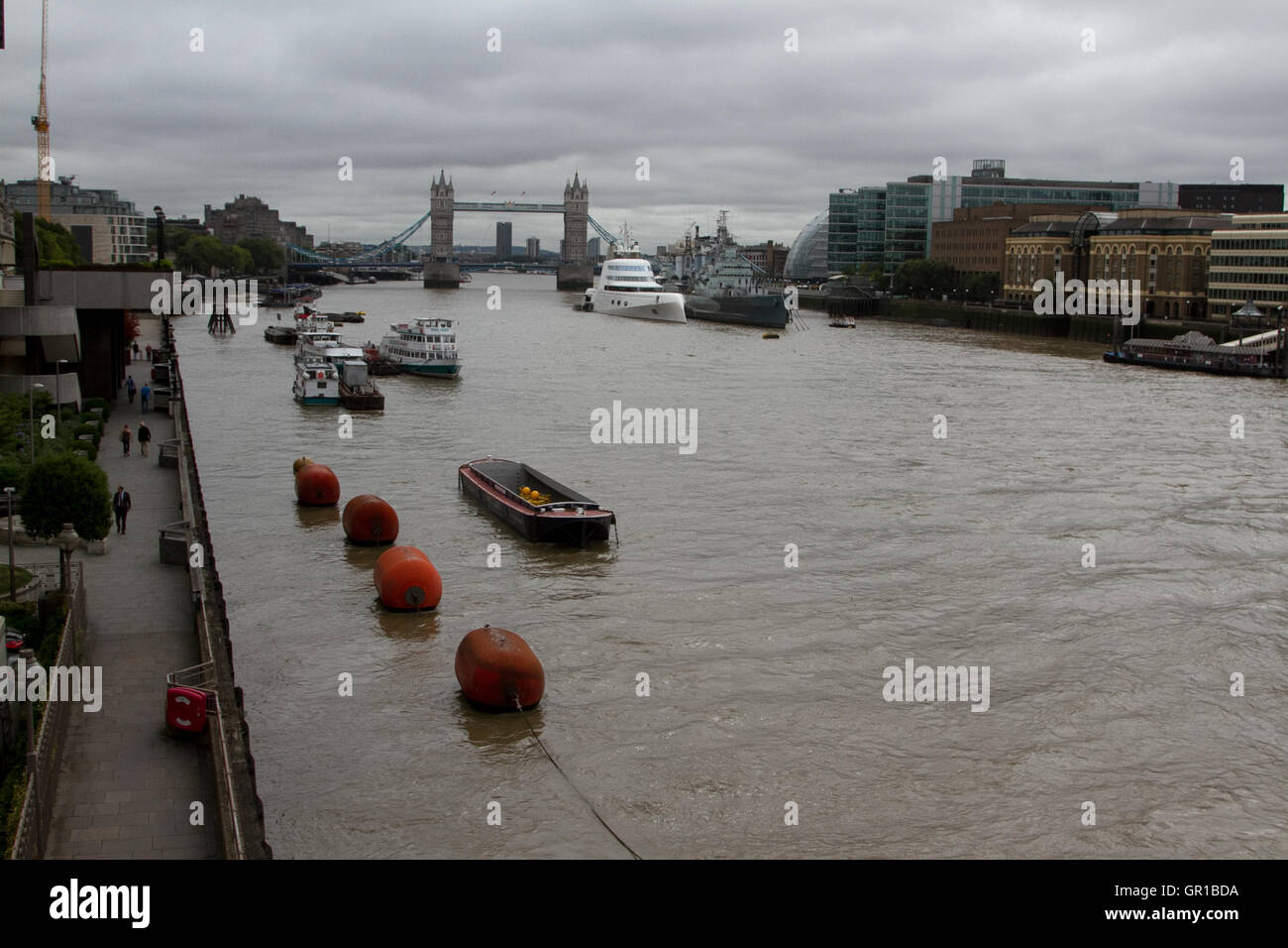 London UK. 6th September 2016. A 300 million dollar superyacht by  Russian billionaire Andrey Melnichenko sailed up the River Thames  to moor alongside HMS Belfast. The 119 metre superyacht was designed by Phillip Starck and built at the Blohm and Voos Shipyards in 2008 Credit:  amer ghazzal/Alamy Live News Stock Photo