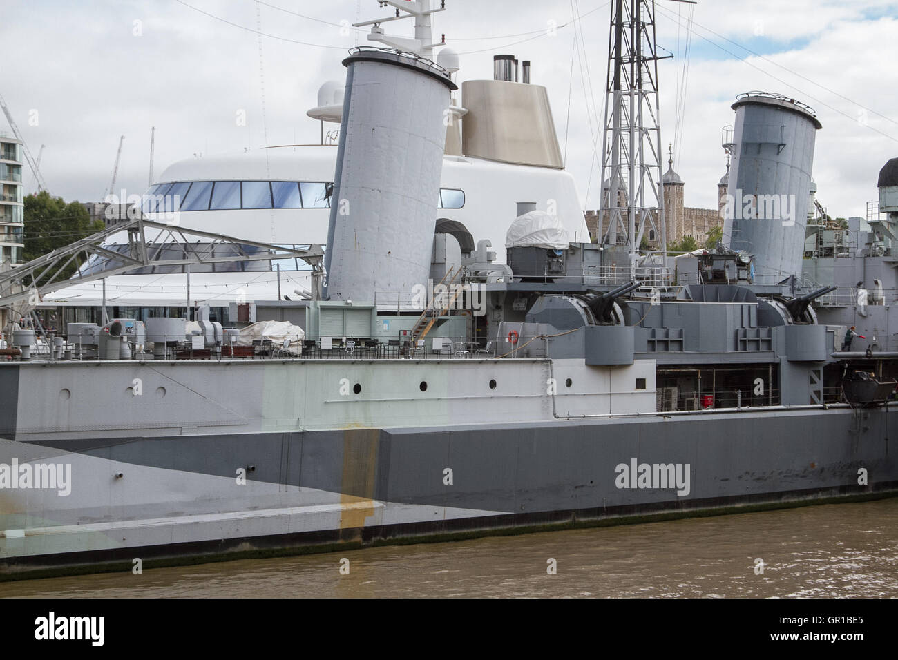 London UK. 6th September 2016. A 300 million dollar superyacht by  Russian billionaire Andrey Melnichenko sailed up the River Thames  to moor alongside HMS Belfast. The 119 metre superyacht was designed by Phillip Starck and built at the Blohm and Voos Shipyards in 2008 Credit:  amer ghazzal/Alamy Live News Stock Photo