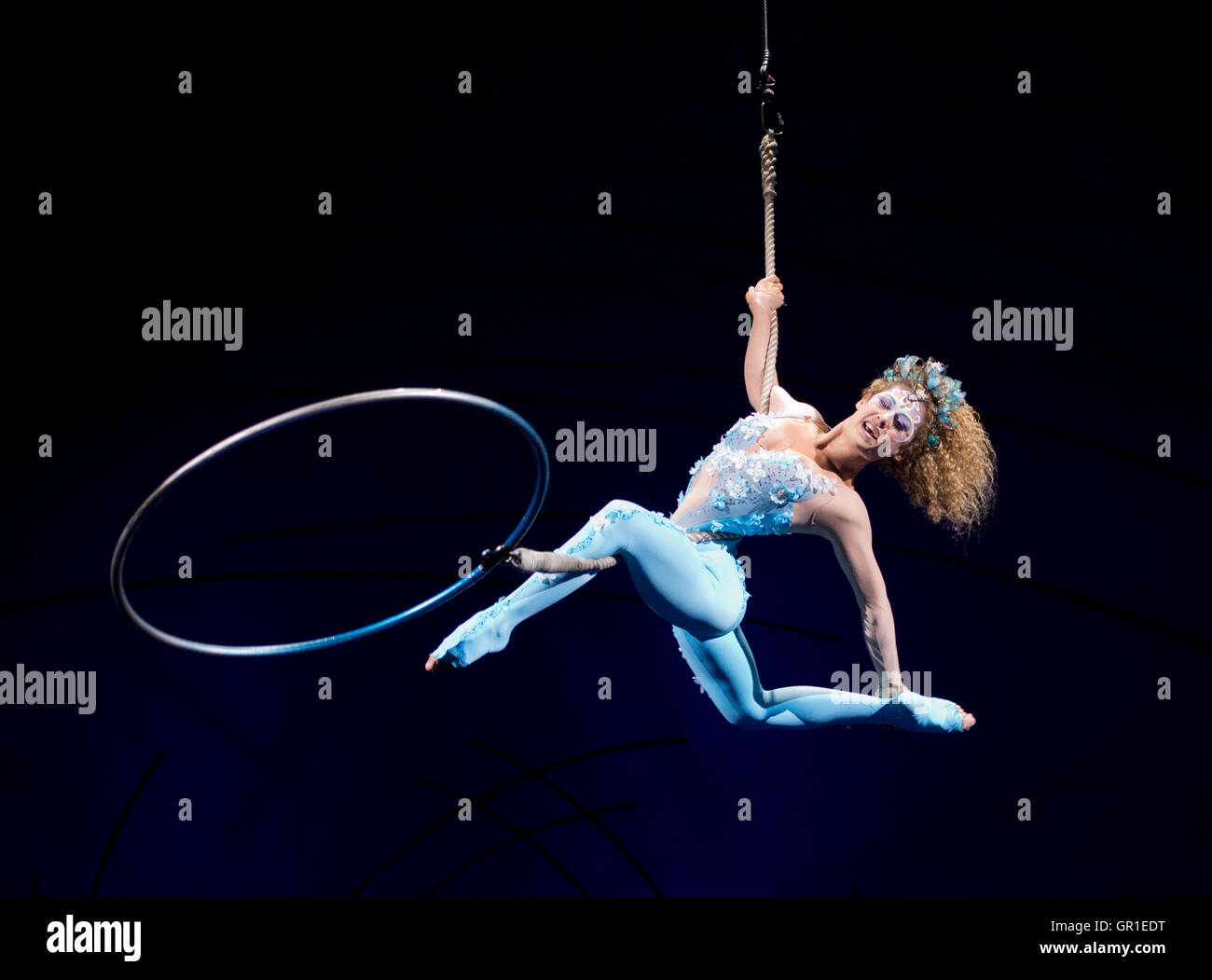 Manchester, UK. 6th September 2016. The dress rehearsal / preview of the Cirque du Soleil production 'Amaluna' running from 7th September to 9th October 2016. Credit:  Russell Hart/Alamy Live News. Stock Photo