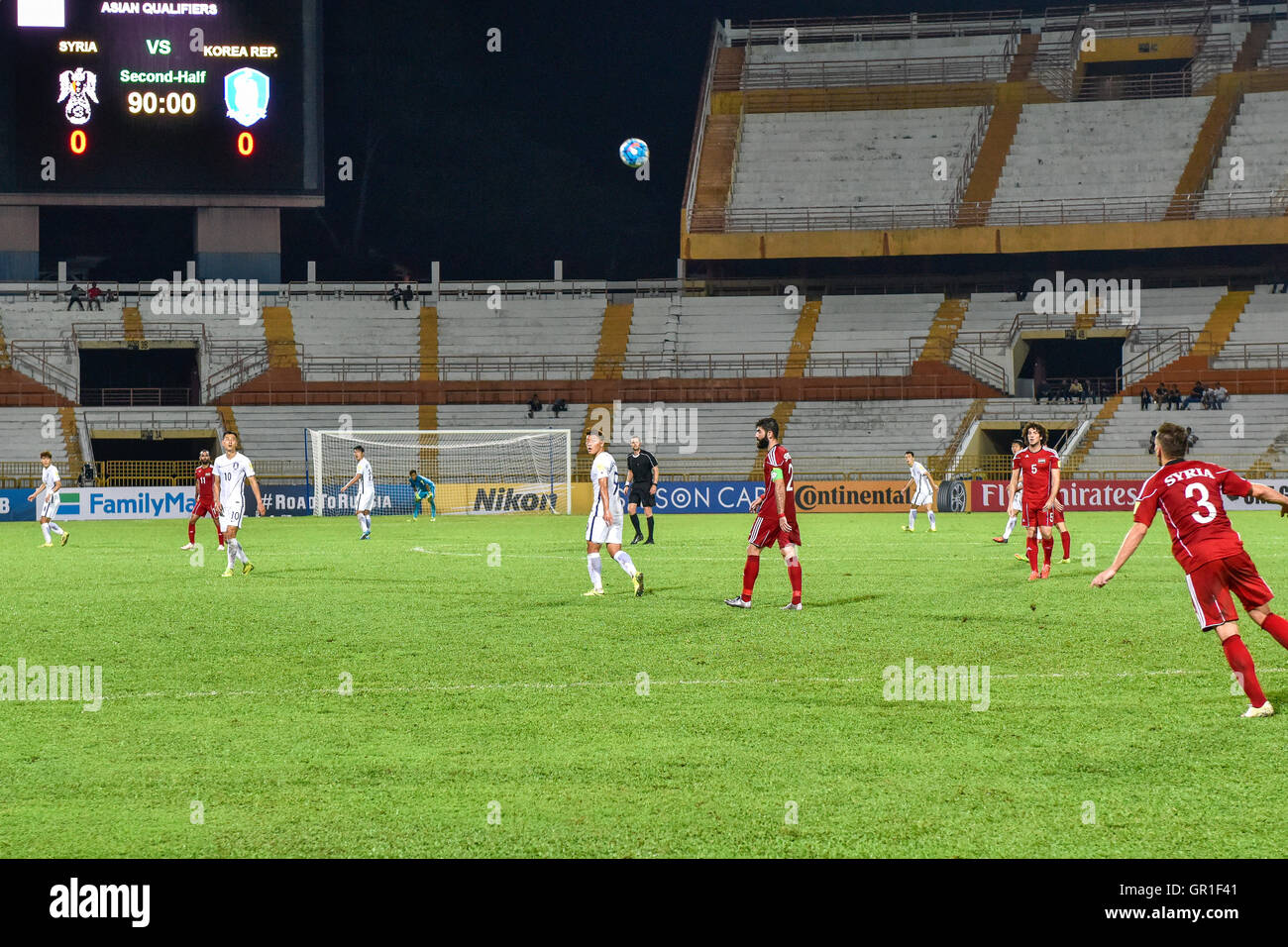 Seremban, Malaysia. 6th September, 2016. The 2018 FIFA World Cup qualifiers football match between South Korea and Syria was a draw match. The Final score is 0:0 at Tuanku Abdul Rahman Stadium in Seremban on September 6, 2016. Credit:  Chris JUNG/Alamy Live News Stock Photo