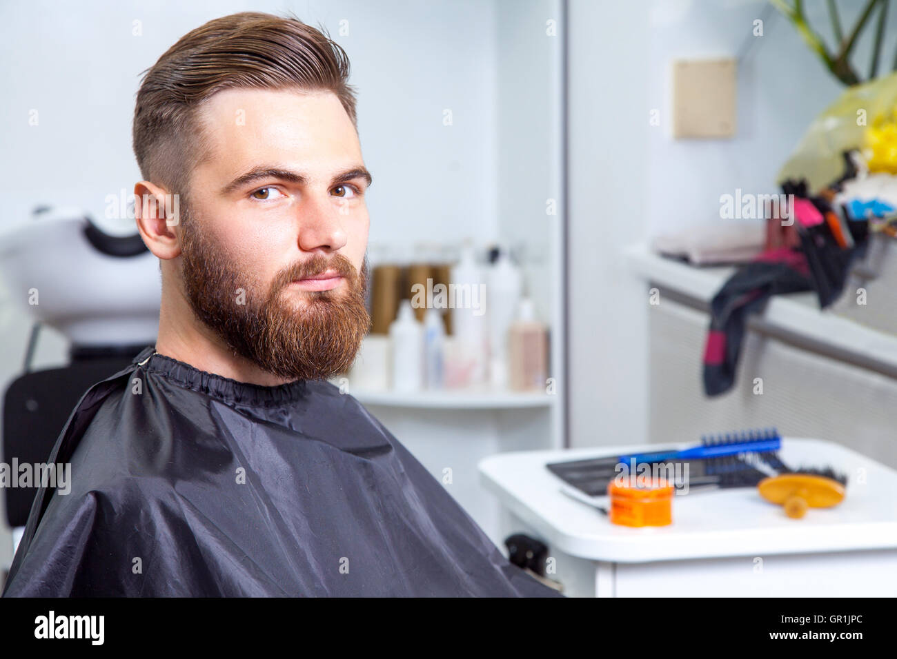 Modern undercut hairstyle hi-res stock photography and images - Alamy