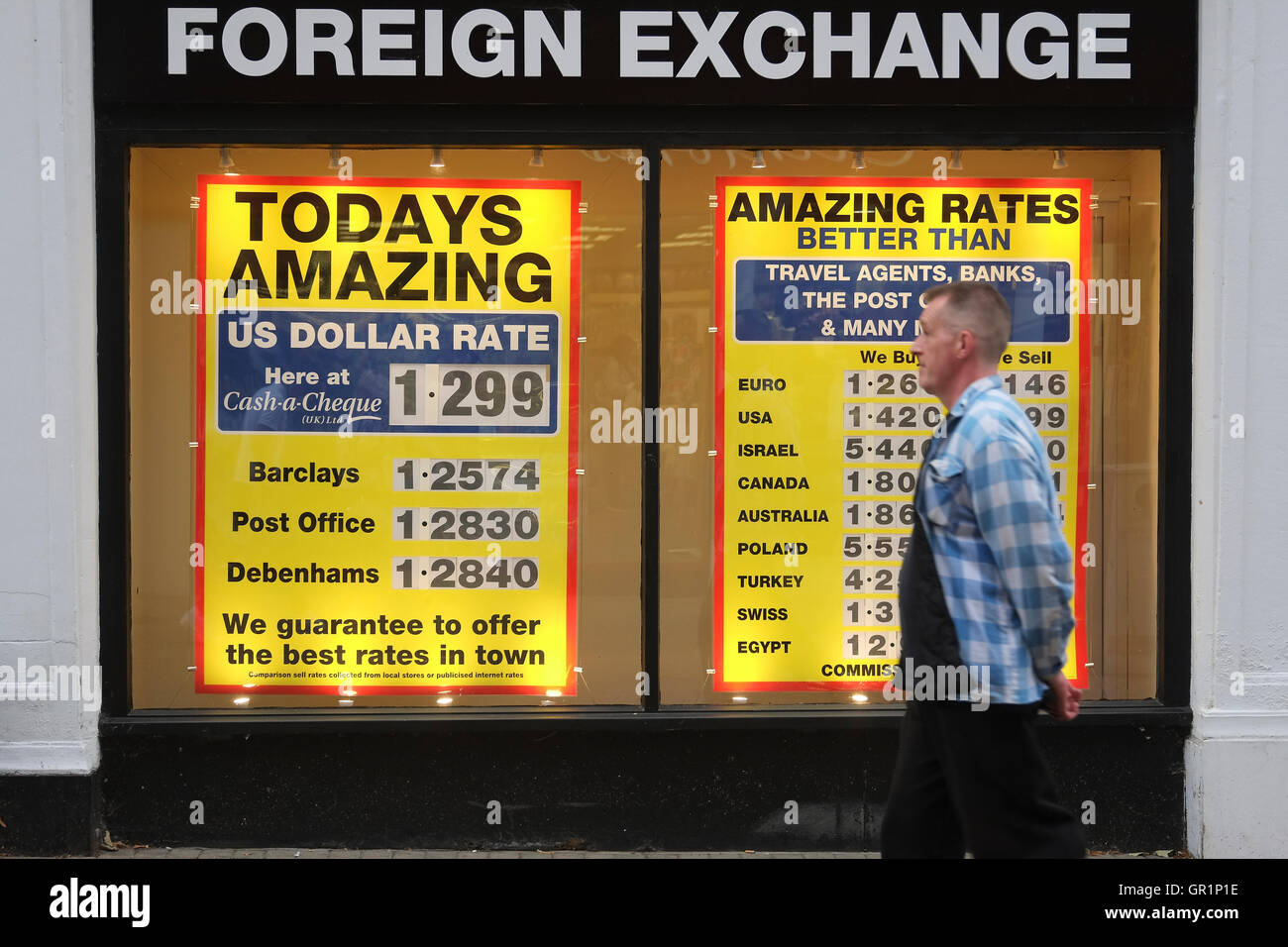 Foreign exchange shopfront Stock Photo