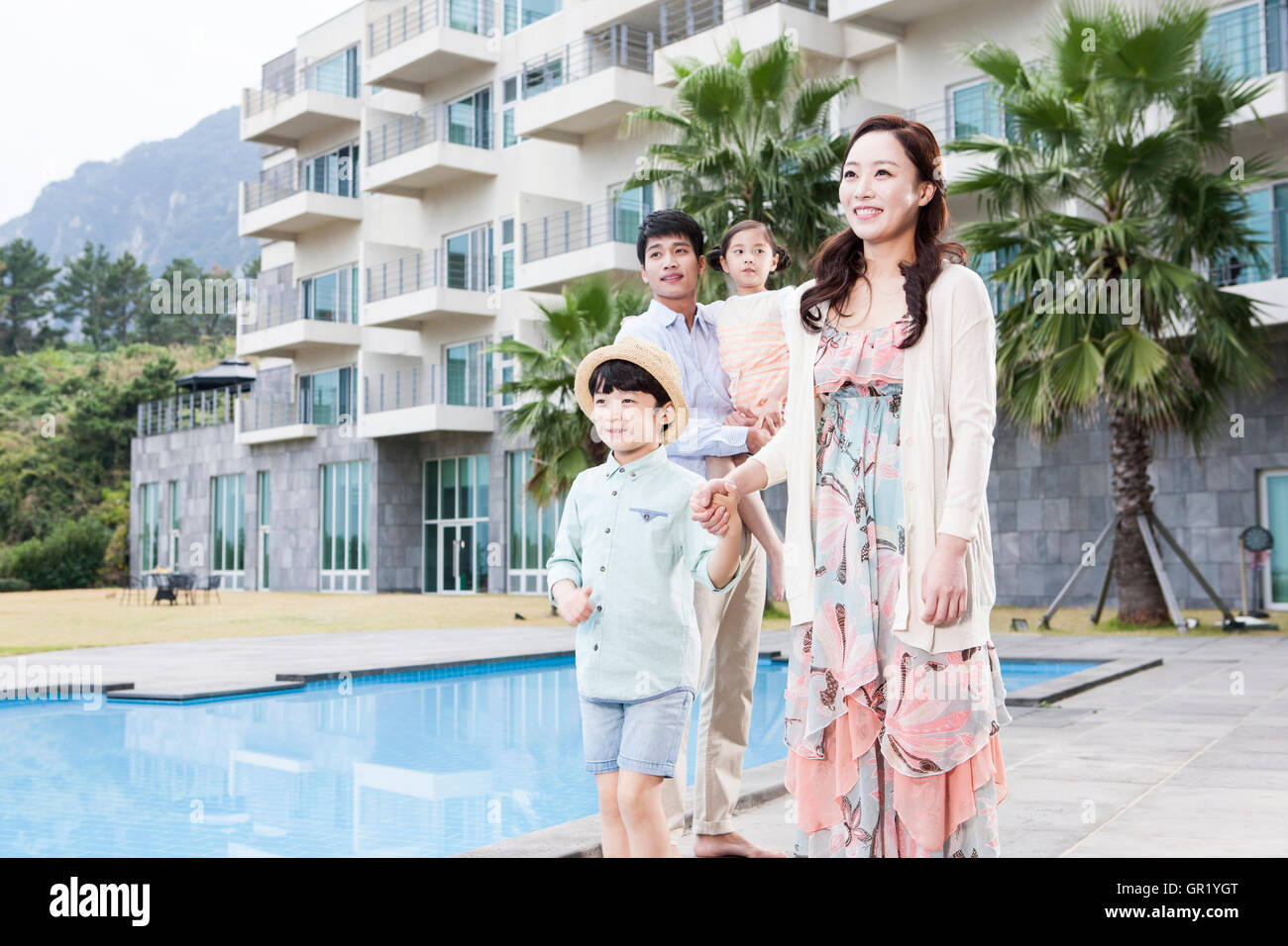 Family summer resort hi-res stock photography and images - Alamy