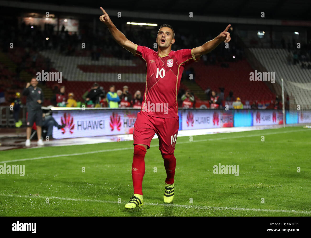 Serbia's Dusan Tadic celebrates scoring his side's second goal of the game from the penalty spot during the 2018 FIFA World Cup Qualifying, Group D match at the Rajko Mitic Stadium, Belgrade. Stock Photo