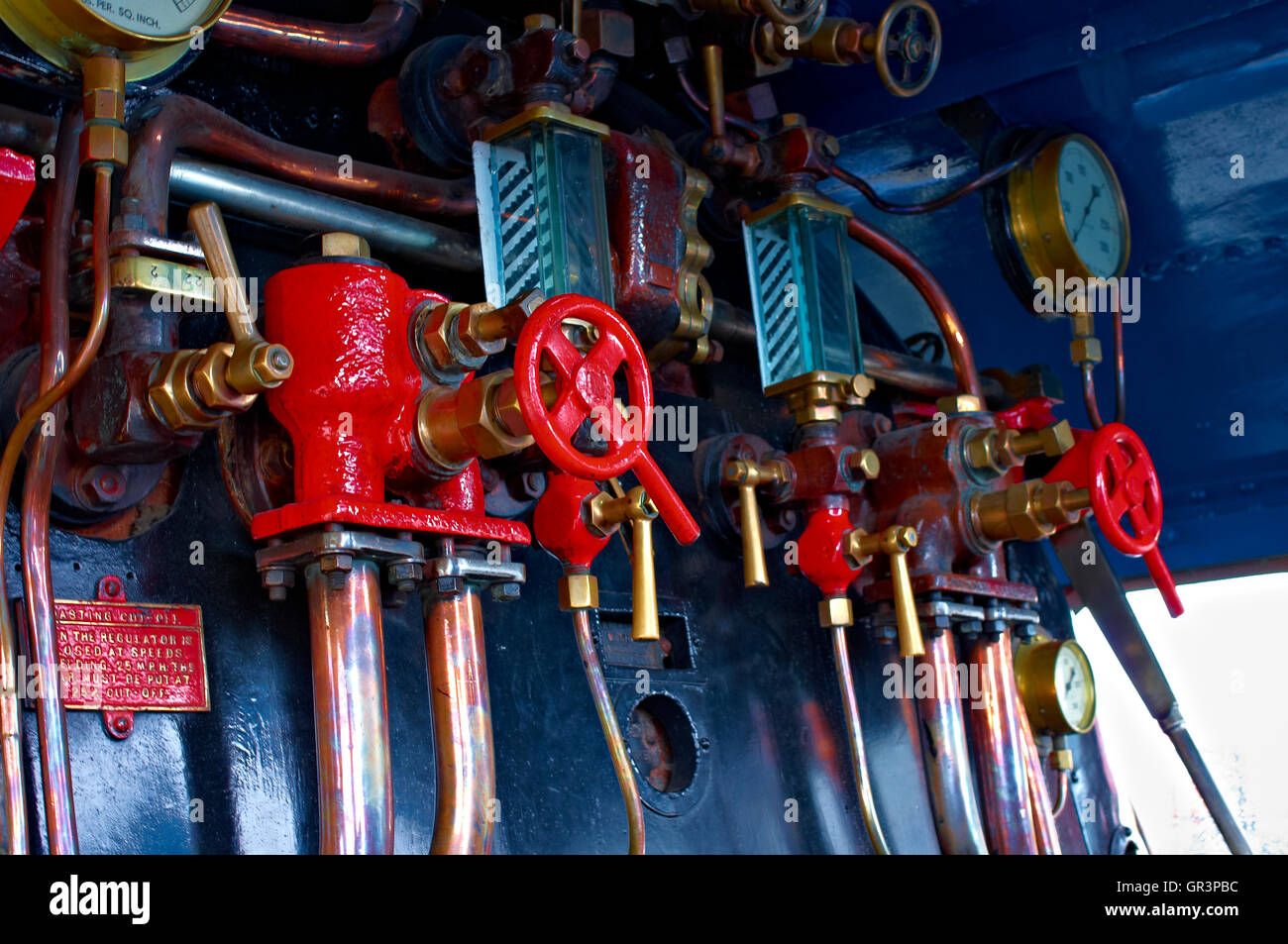 Control Valves Stock Photos & Control Valves Stock Images - Alamy