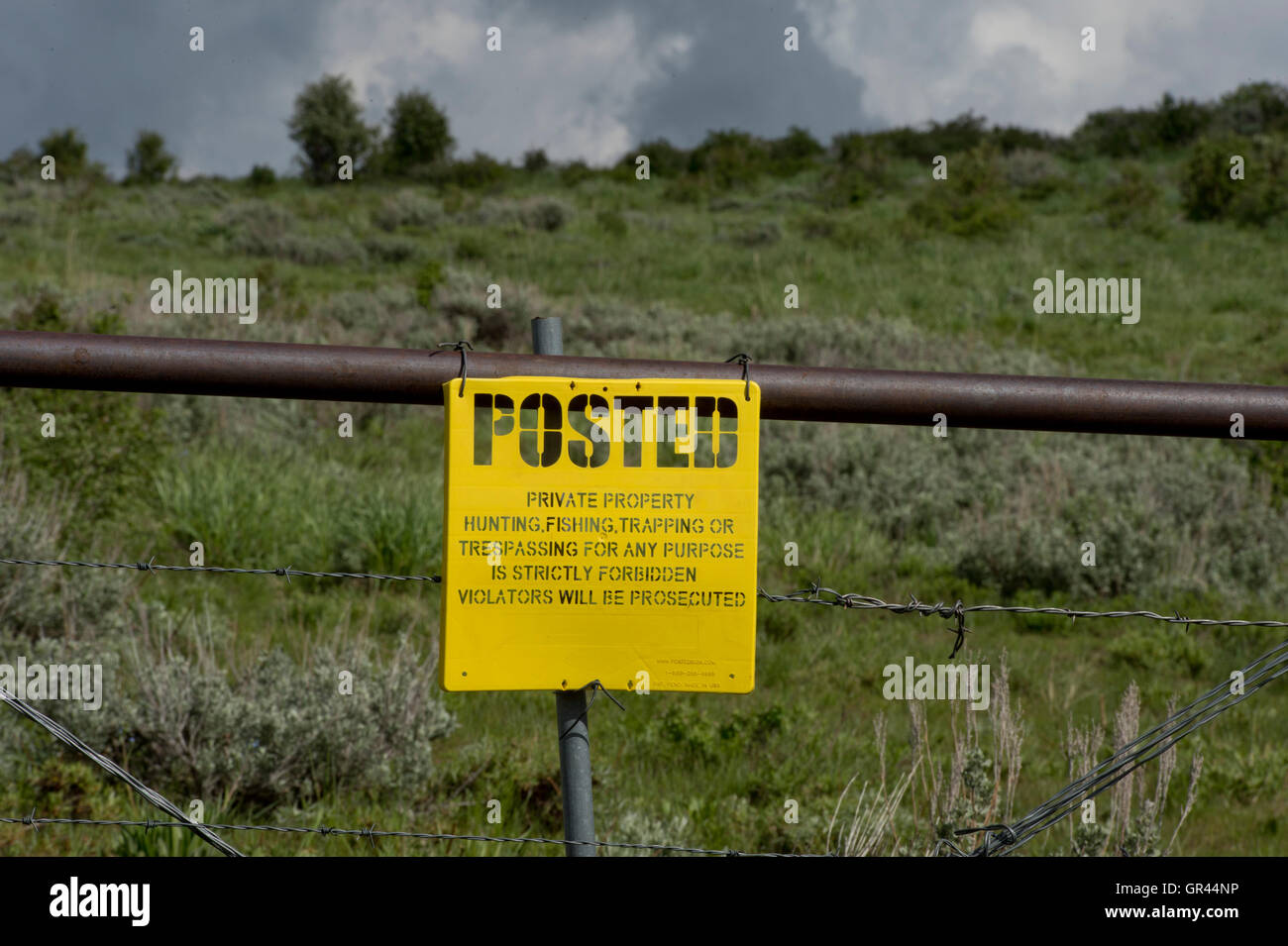 No trespassing sign on private land - Elmore County, ID Stock Photo