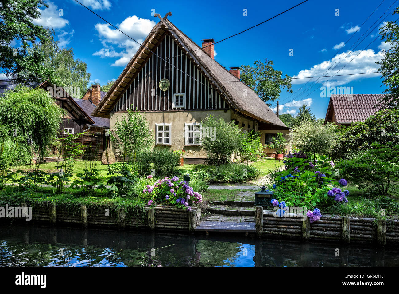 House In The Spreewald Stock Photo Alamy