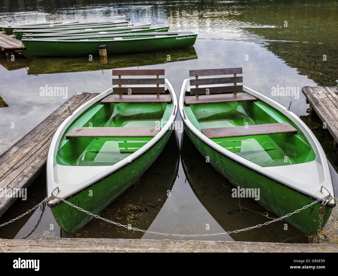 Rivers and sea boats hi-res stock photography and images - Alamy
