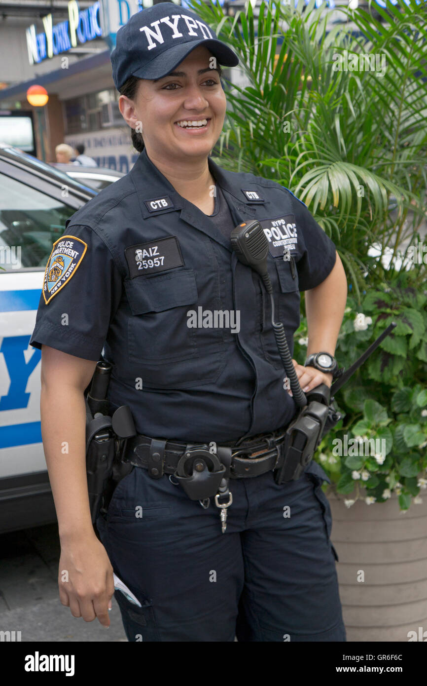 Women Police Officers Nypd 